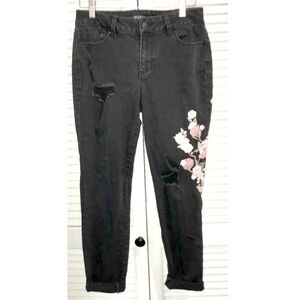 Blue Spice Black Distressed skinny floral embroidery Jeans